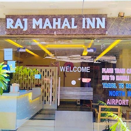 Raj Mahal Inn New Delhi Exteriör bild